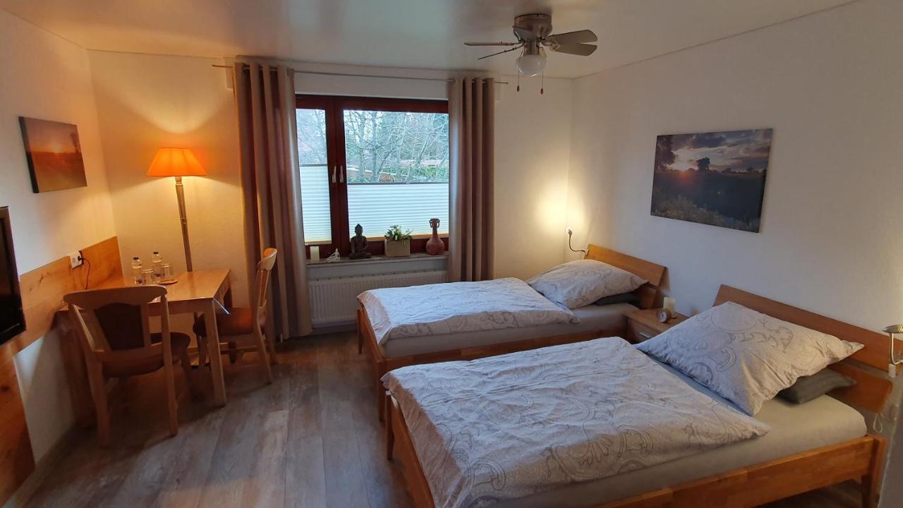Ruhige Gaestesuite Mit Fruehstueck Rhauderfehn Exterior foto
